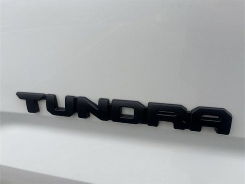 Used 2023 Toyota Tundra Limited image 33