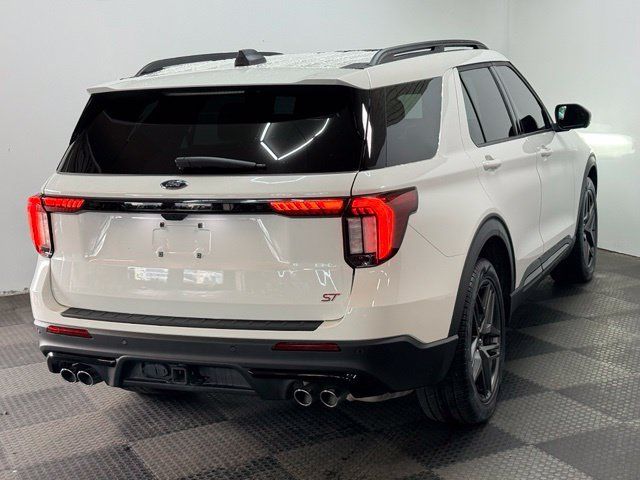 Used 2025 Ford Explorer ST w/ Sun And Sound Package AWD/4WD image 11