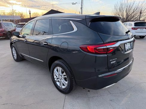 Used 2018 Buick Enclave Essence image 56