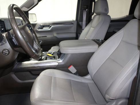Used 2023 Chevrolet Silverado 1500 LTZ AWD/4WD image 26