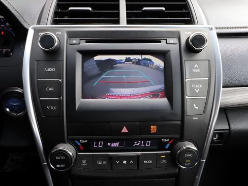 Used 2015 Toyota Camry LE FWD image 35