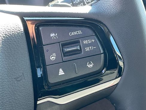 Used 2025 Honda Odyssey Elite image 37