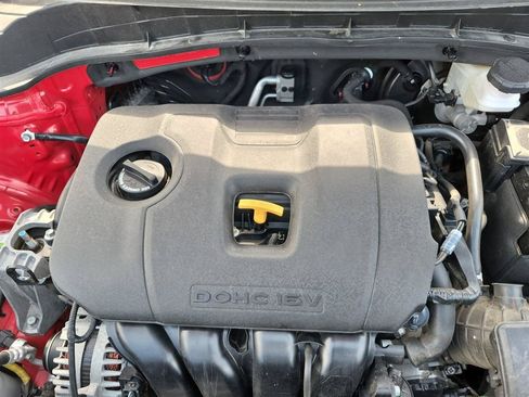 Used 2023 Kia Soul LX w/ LX Technology Package FWD image 34