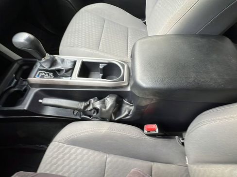 Used 2022 Toyota Tacoma SR5 w/ Technology Package image 14