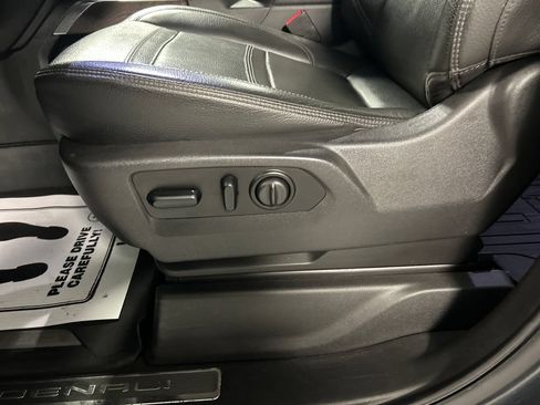 Used 2021 GMC Sierra 1500 Denali w/ Technology Package AWD/4WD image 13