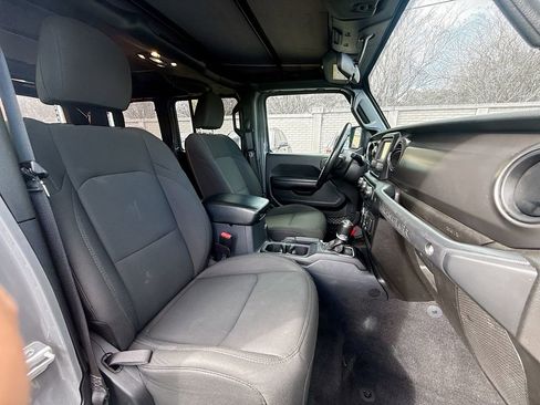 Used 2021 Jeep Wrangler Unlimited Sport S image 29