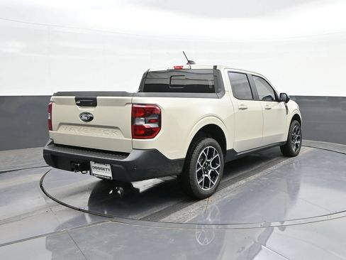 Used 2025 Ford Maverick Lariat w/ 4K Tow Package AWD/4WD image 11