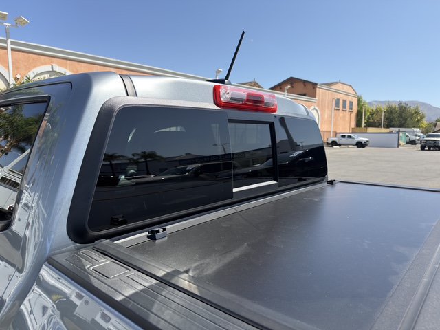 Used 2024 Chevrolet Colorado LT w/ LT Convenience Package III AWD/4WD image 43
