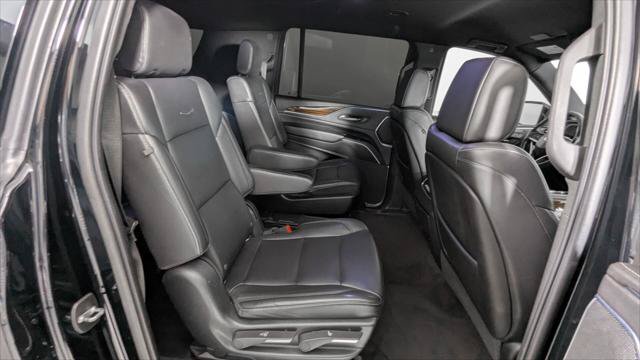 Used 2022 Cadillac Escalade ESV Luxury RWD image 21