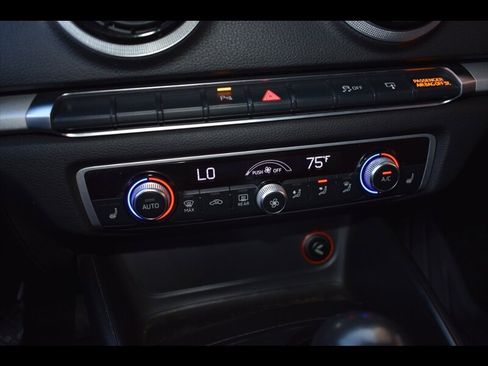 Used 2016 Audi A3 1.8T Premium image 12