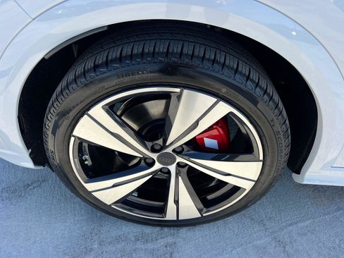 New 2026 Audi SQ5 Premium Plus image 11