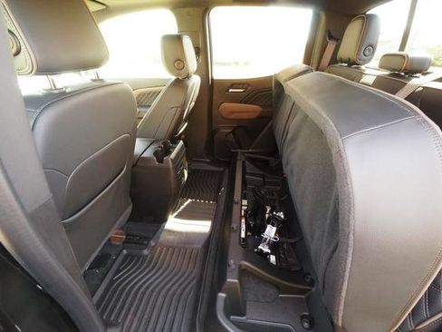 Used 2023 GMC Canyon Denali AWD/4WD image 27