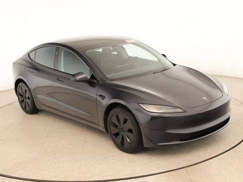 Used 2024 Tesla Model 3 Standard Range RWD image 39