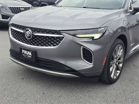 Used 2022 Buick Envision Avenir w/ Technology Package II image 10