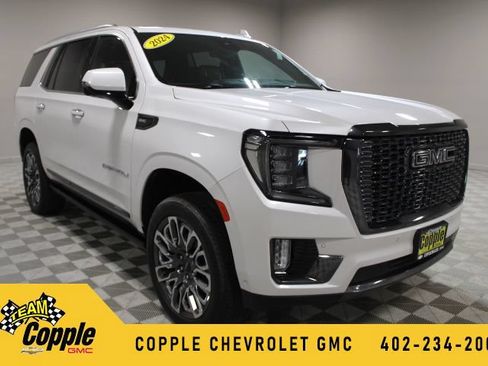Used 2024 GMC Yukon Denali Ultimate AWD/4WD image 1