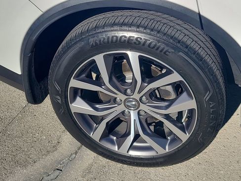 Used 2024 Acura MDX SH-AWD w/ Technology Package image 13