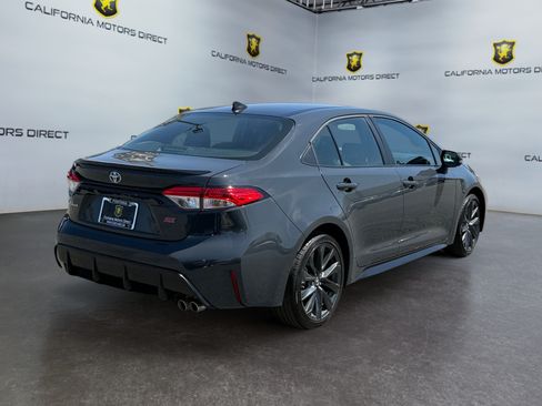 Used 2026 Toyota Corolla SE w/ SE Package FWD image 5