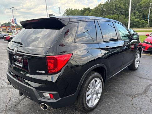 Certified 2025 Honda Passport EX-L image 6