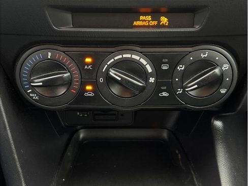 Used 2017 MAZDA MAZDA3 Sport image 14