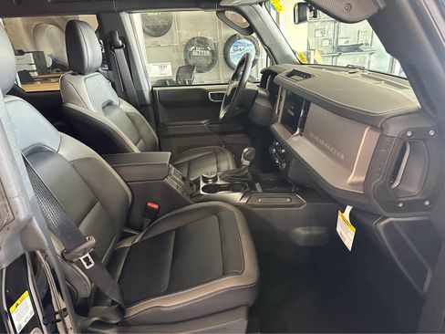 New 2026 Ford Bronco Outer Banks AWD/4WD image 36