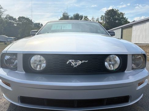 Used 2007 Ford Mustang GT Premium image 3