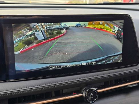 Used 2024 Nissan Ariya AWD image 31