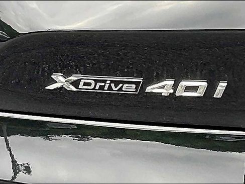 Used 2025 BMW X5 xDrive40i w/ Parking Assistance Package AWD/4WD image 9