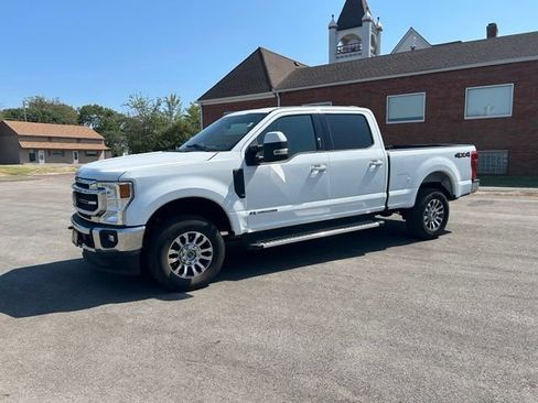 Used 2022 Ford F250 Lariat w/ Lariat Value Package AWD/4WD image 2
