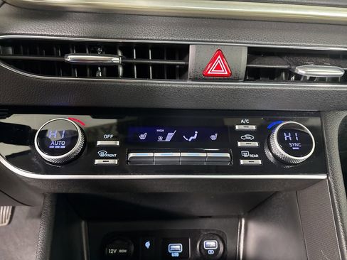 Used 2023 Hyundai Sonata SEL w/ Convenience Package image 18