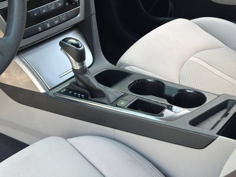Used 2017 Hyundai Sonata Sport FWD image 30