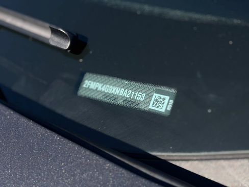 Used 2022 Ford Edge SE w/ Black Appearance Package image 37