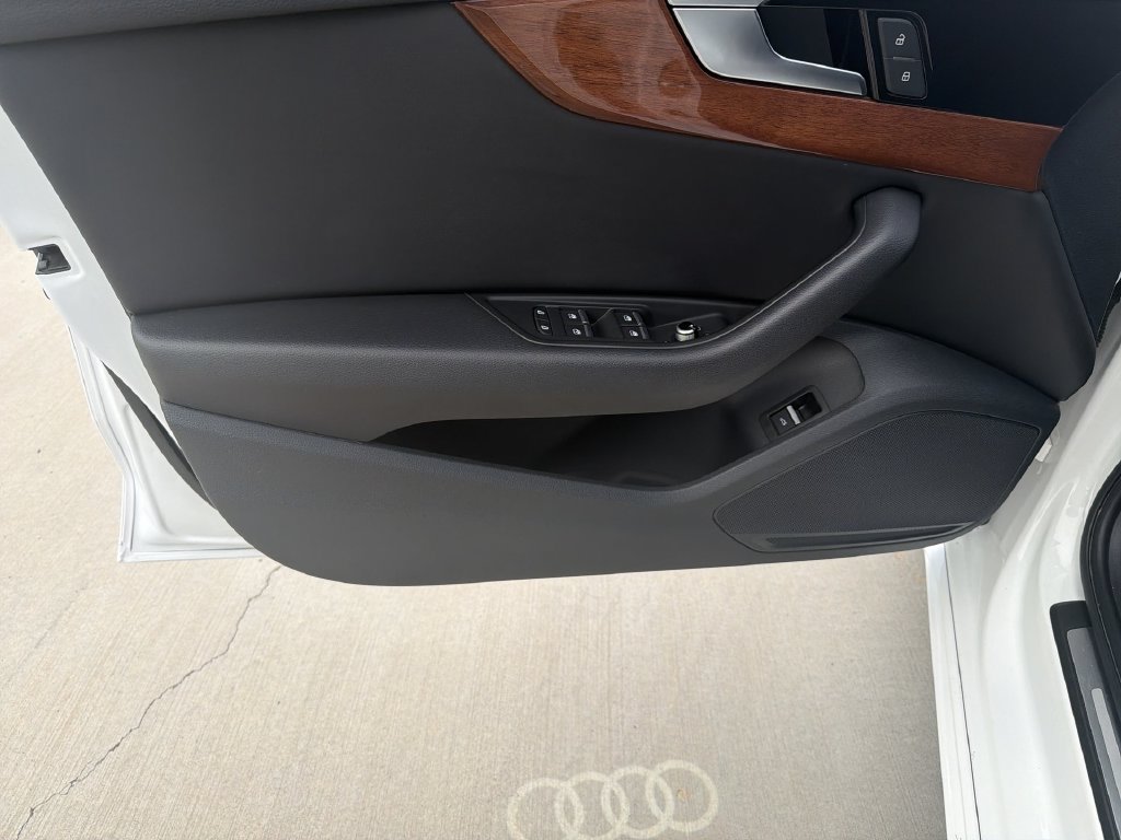 Used 2022 Audi A4 2.0T Premium AWD/4WD image 9