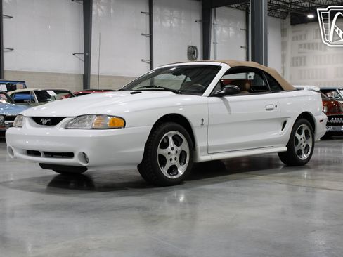 Used 1996 Ford Mustang Cobra RWD image 32
