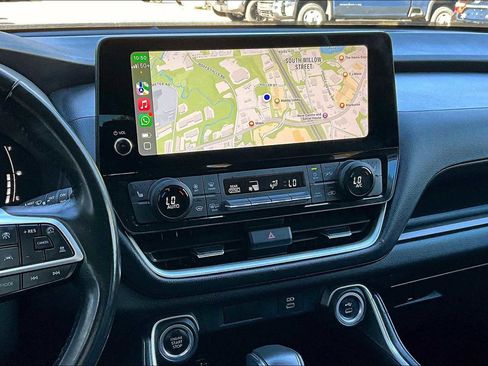 Used 2024 Toyota Grand Highlander XLE image 6