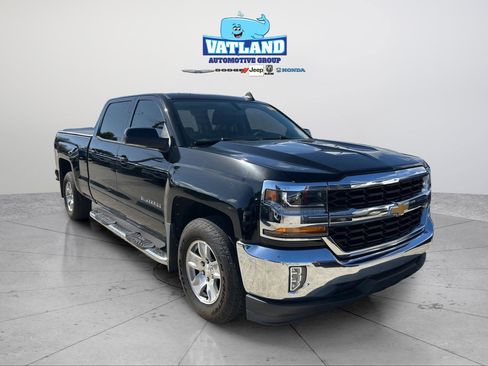 Used 2017 Chevrolet Silverado 1500 LT w/ All Star Edition RWD image 7