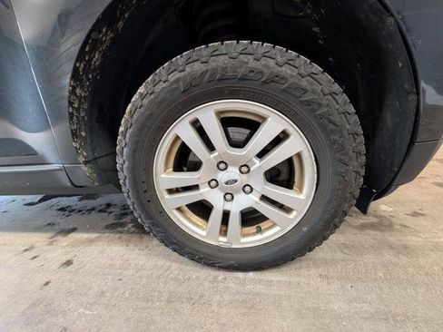 Used 2011 Ford Edge SE FWD image 19