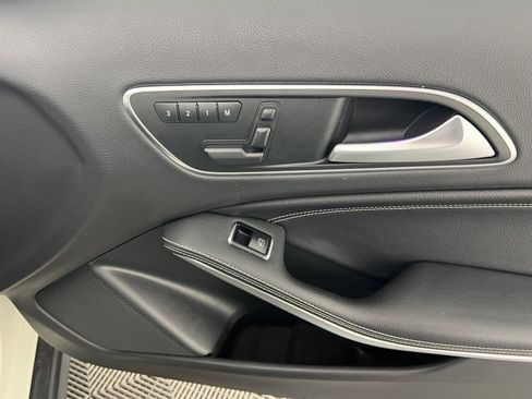 Certified 2017 Mercedes-Benz GLA 250 4MATIC image 24