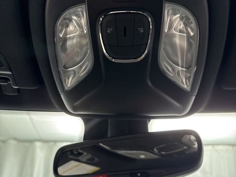 Used 2025 Jeep Compass Trailhawk AWD/4WD image 26