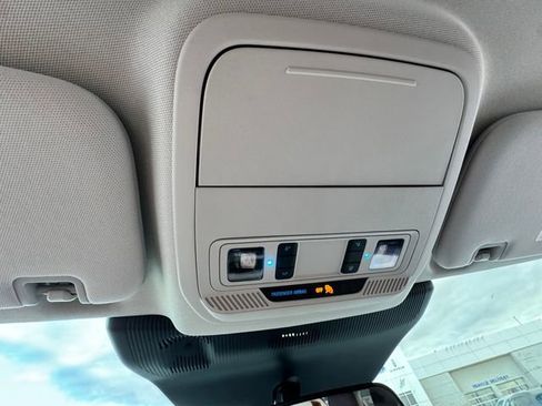 New 2026 Ford Explorer Active image 34