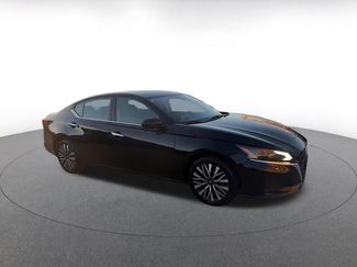 Used 2023 Nissan Altima 2.5 SV video 2