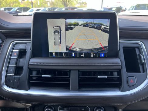 Used 2023 Chevrolet Suburban LT w/ LT Signature Package AWD/4WD image 27