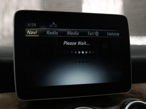 Used 2019 Mercedes-Benz GLA 250 image 19