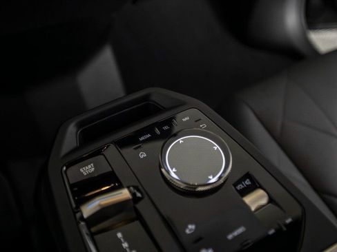 Used 2022 BMW iX xDrive50 w/ Premium Package image 32