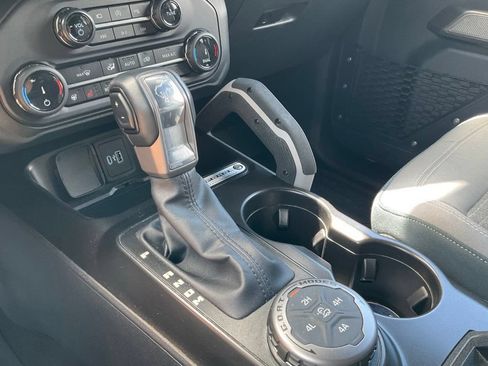Used 2022 Ford Bronco Outer Banks AWD/4WD image 11