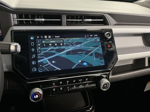 New 2027 Chevrolet Bolt LT w/ Comfort Package FWD image 21