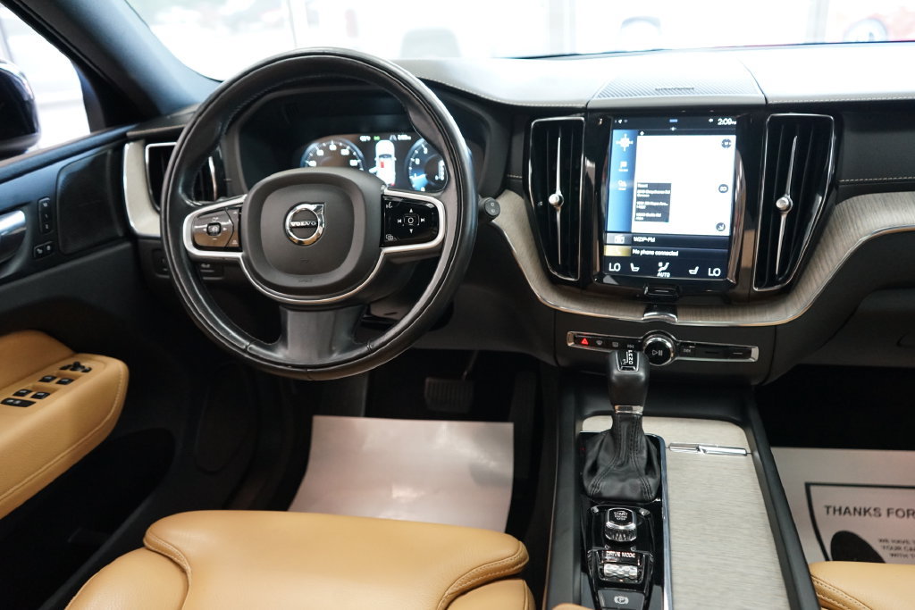 Used 2020 Volvo XC60 T6 Inscription w/ Protection Package AWD/4WD image 13