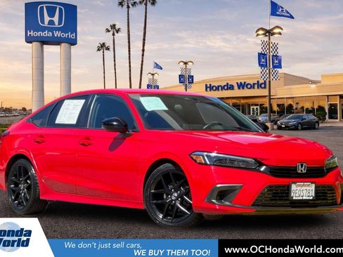 Used 2023 Honda Civic Sport image 1