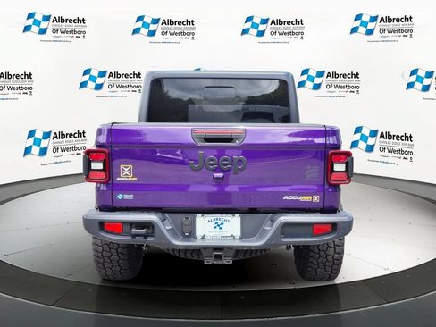New 2026 Jeep Gladiator Sport AWD/4WD image 12