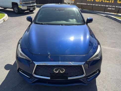 Used 2020 INFINITI Q60 3.0t Luxe RWD image 10