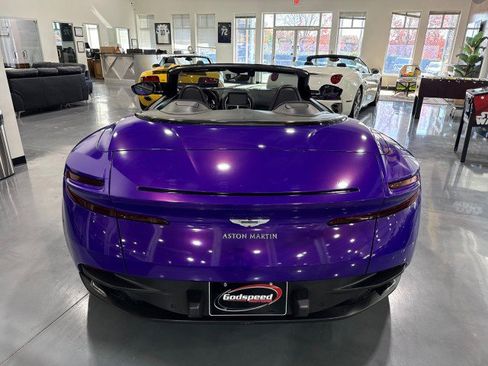 Used 2019 Aston Martin DB11 Volante image 7